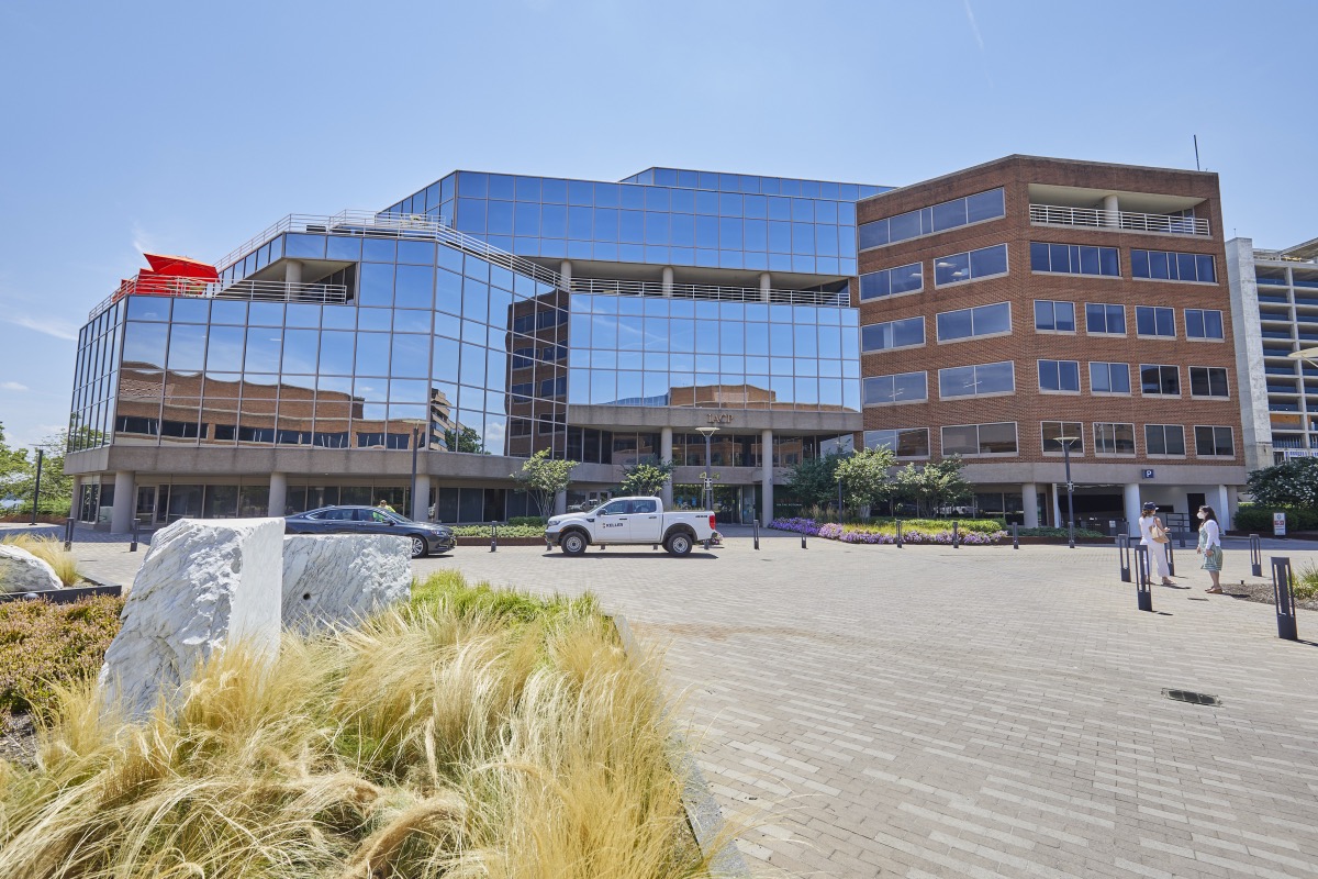 Flywheel Alexandria center exterior